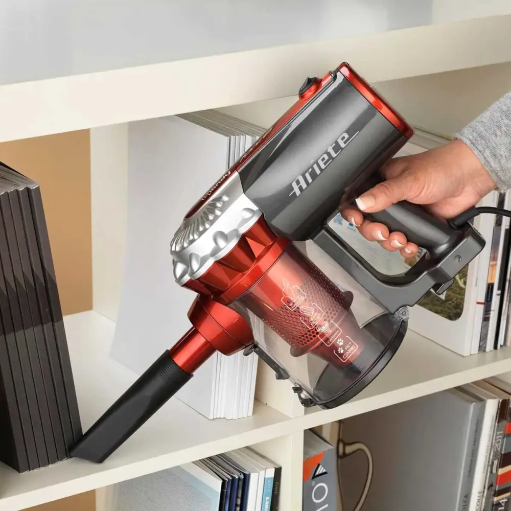 Aspirador vertical Ariete Evo 2761 600W 0,5L 2 en 1 con cable rojo