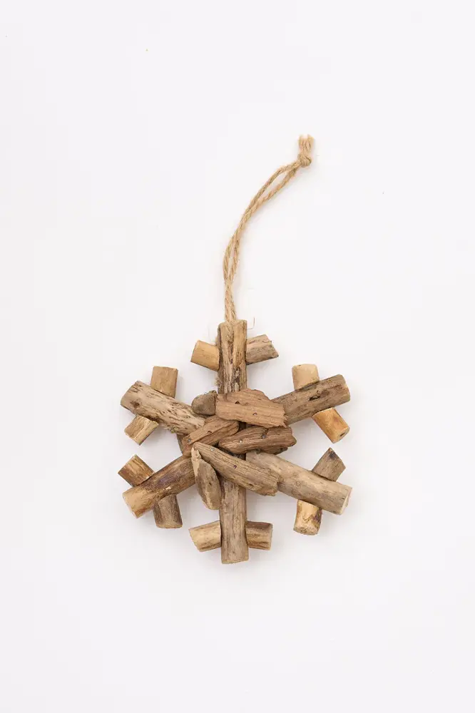 Colgante navideño copo de nieve en madera reciclada para Árbol de Navidad