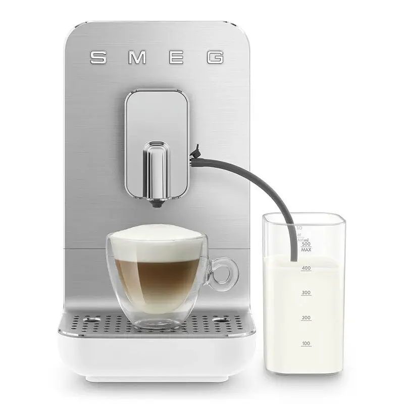Cafetera Superautomatica Smeg BCC13WHMEU Blanco