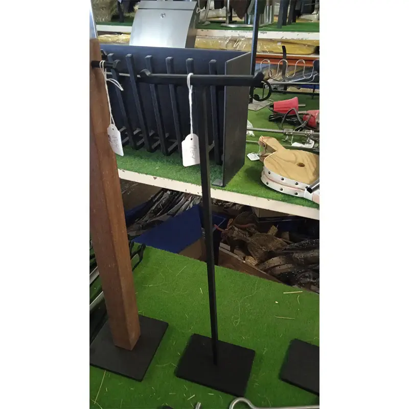 Soporte para herramientas en forma de T
