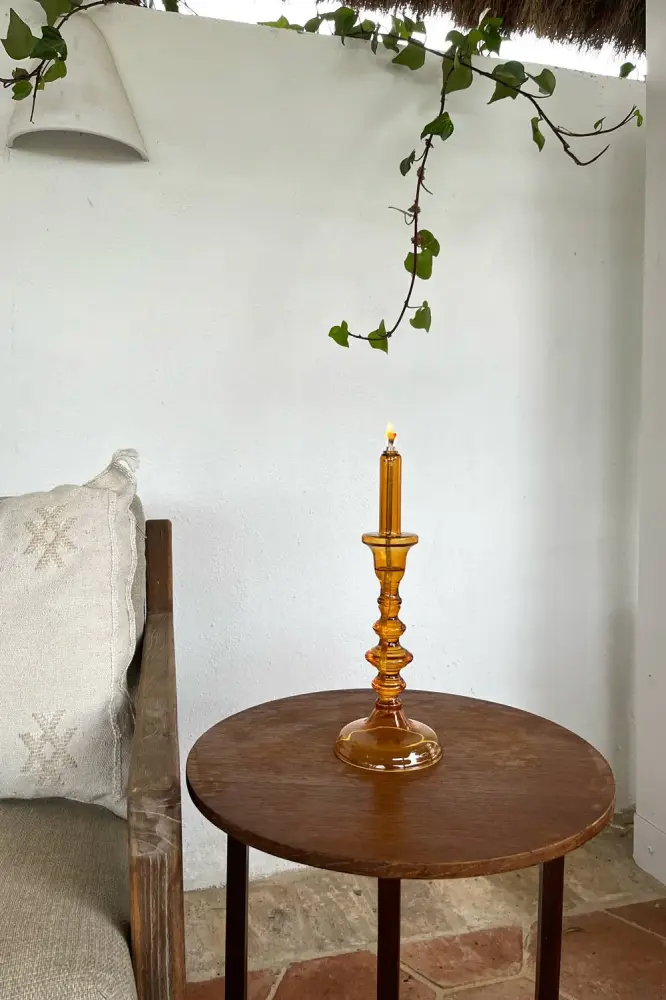 Candelabro De Aceite Ámbar Chico