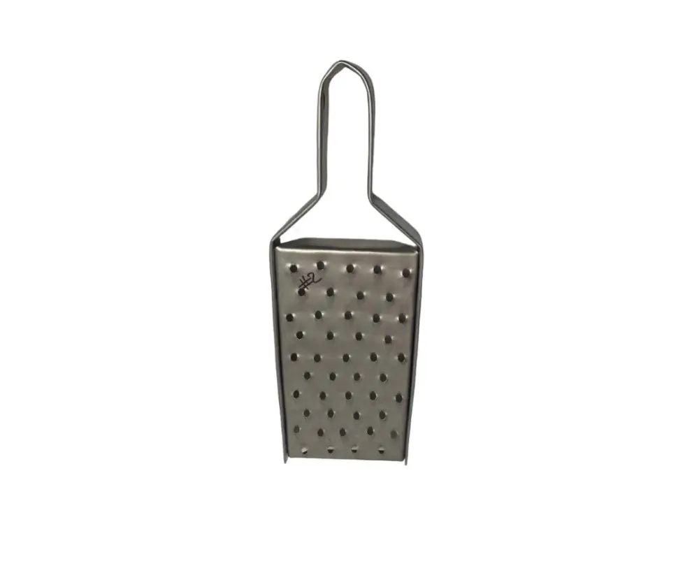 Rallador para Queso Inoxidable #2 | 31 x 11 cm – 276 g – Práctico y Versátil